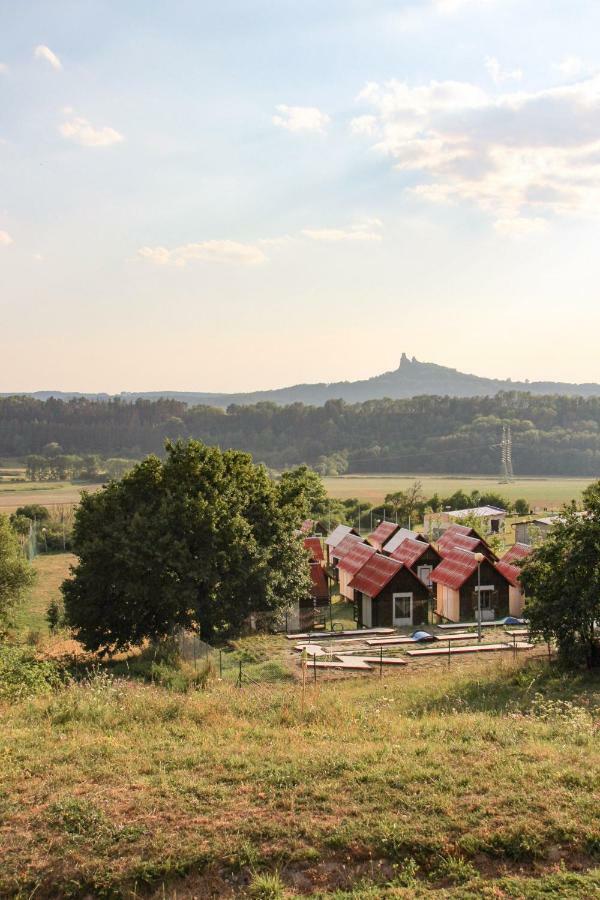 Hotel Camping V Raji - Palda Rovensko pod Troskami Exterior foto